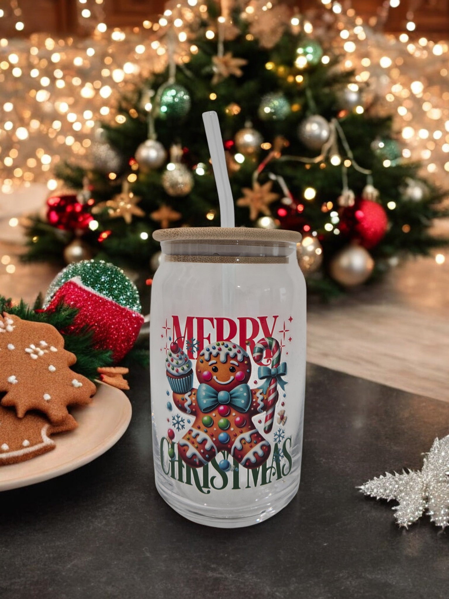 Christmas Glass cup, 17.58 oz, Merry Christmas Gingerbread man, holding a cupcake and candy cane, wearing a blue bow