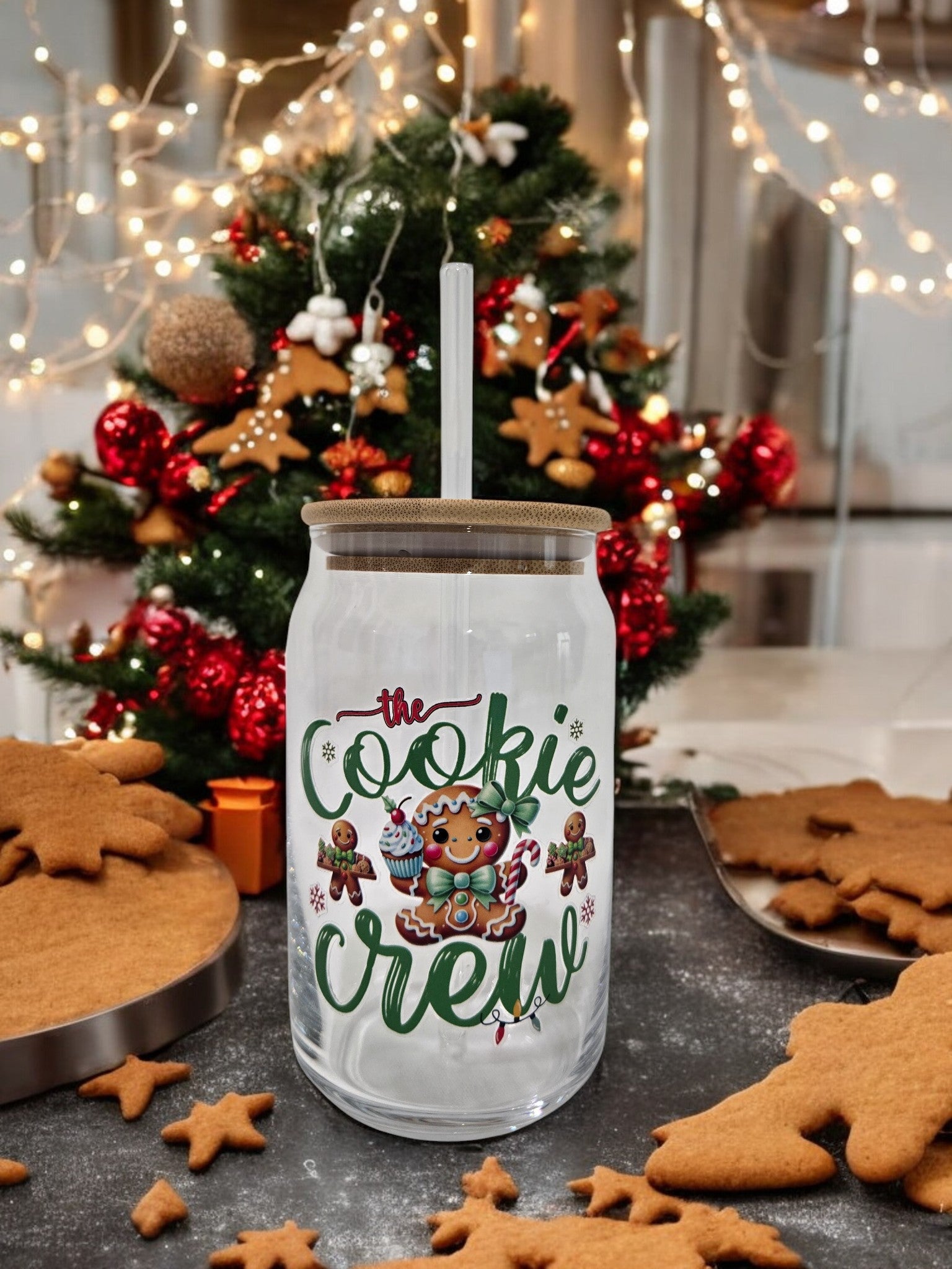 Christmas Glass cup, 17.58 oz, "The Cookie Crew", gingerbread baby