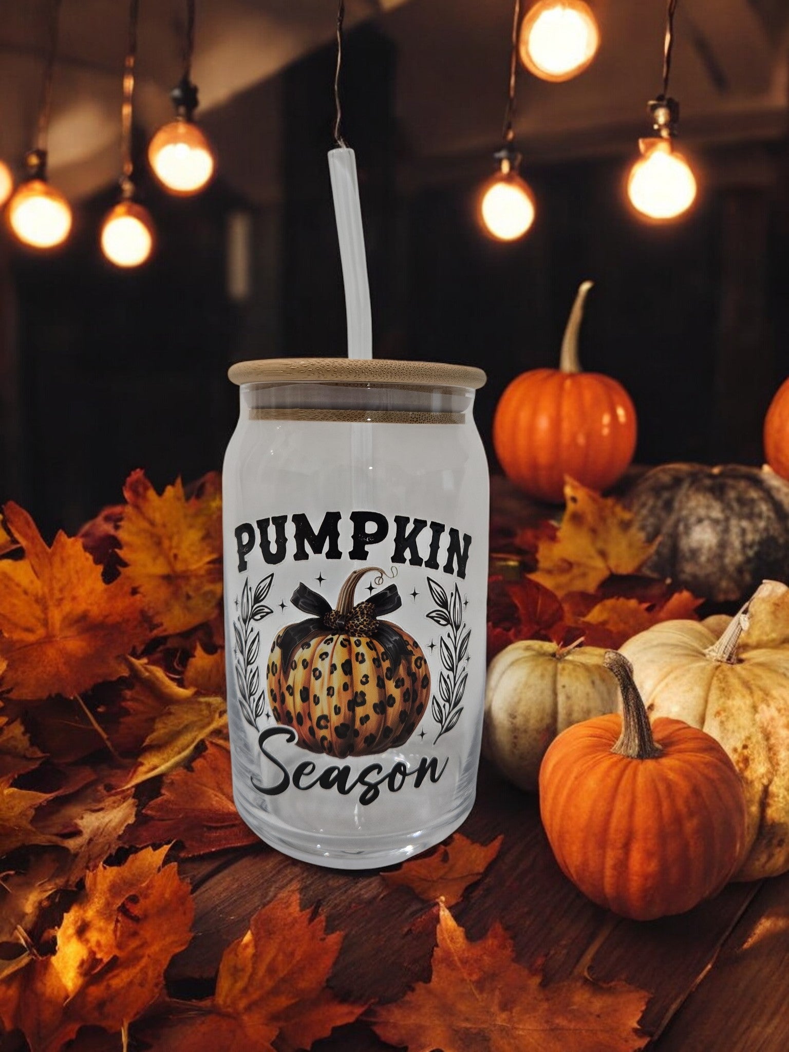 Fall Glass Cup, 17.58 oz with "Pumpkin Season" design