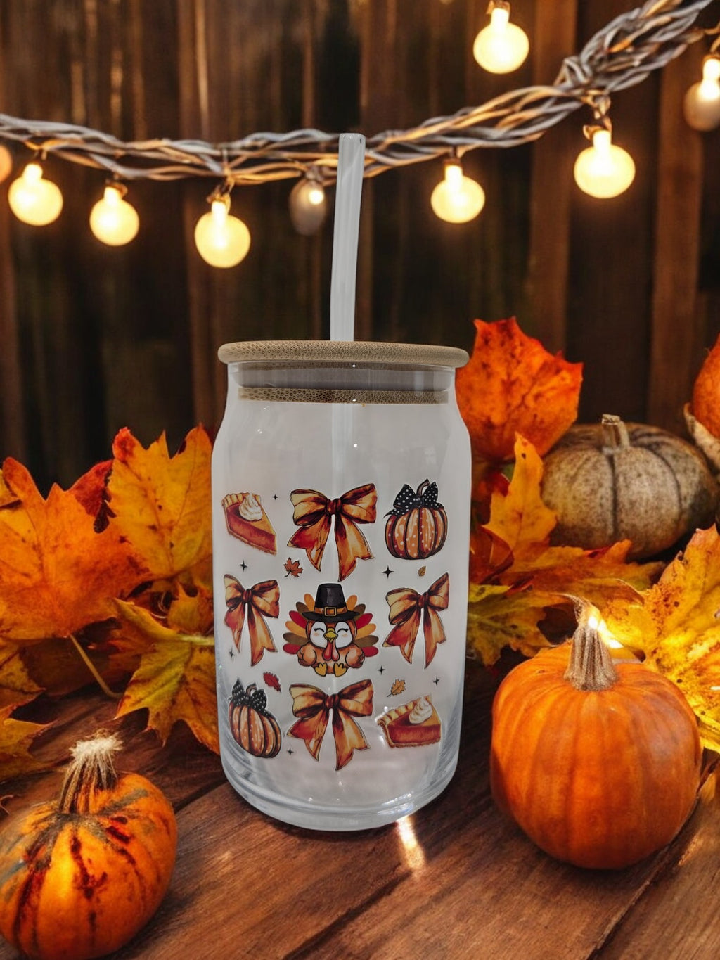 Fall Glass Cup, 17.58 oz with a Bow and Turkey design.