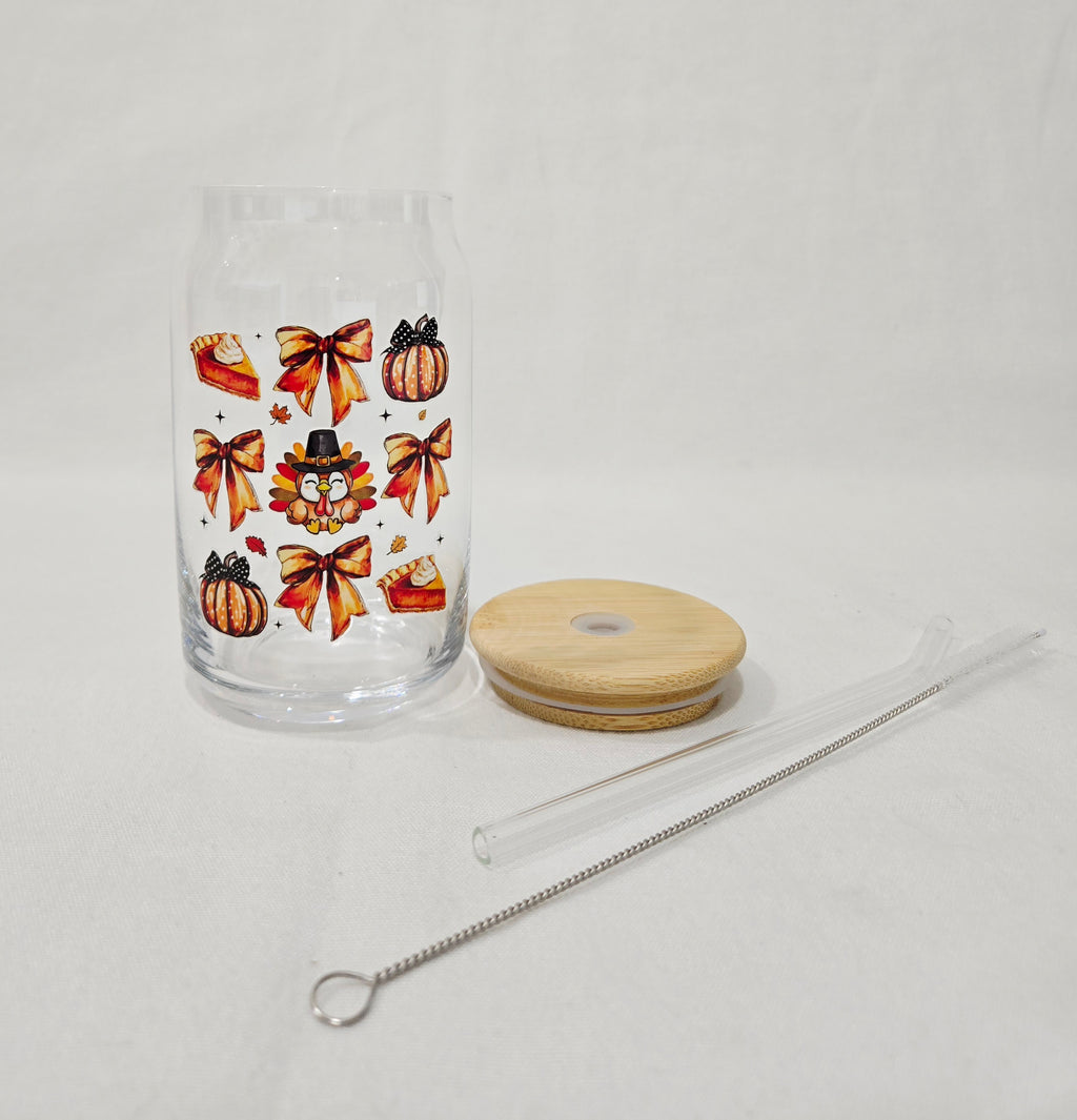 Fall Glass Cup, 17.58 oz with a Bow and Turkey design.