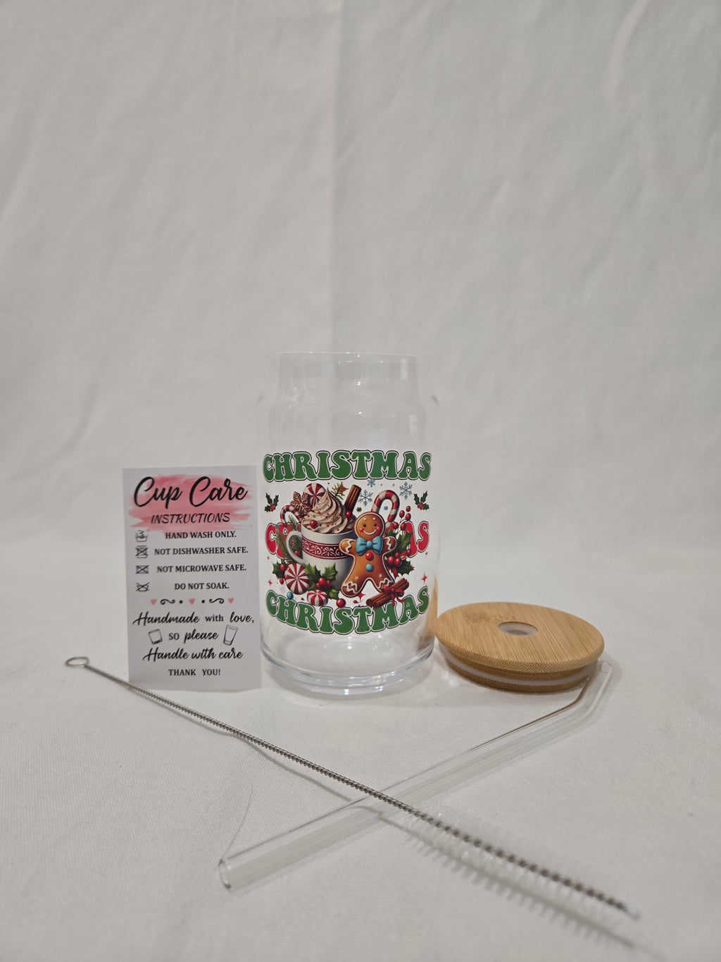 Christmas Glass cup, 17.58 oz, "Christmas, Christmas", Gingerbread man, Hot cocoa cup, peppermint, cinnamon stick