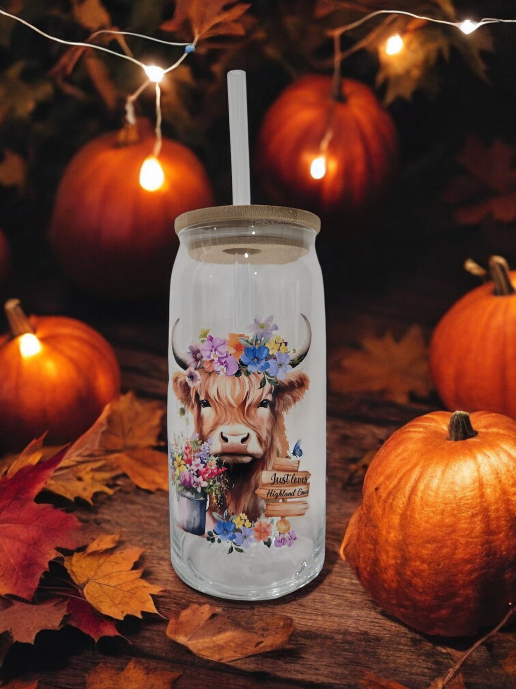 Highland Glass Cup, 20 oz, " Just Loves Highland Cows" on a wood sign and flower