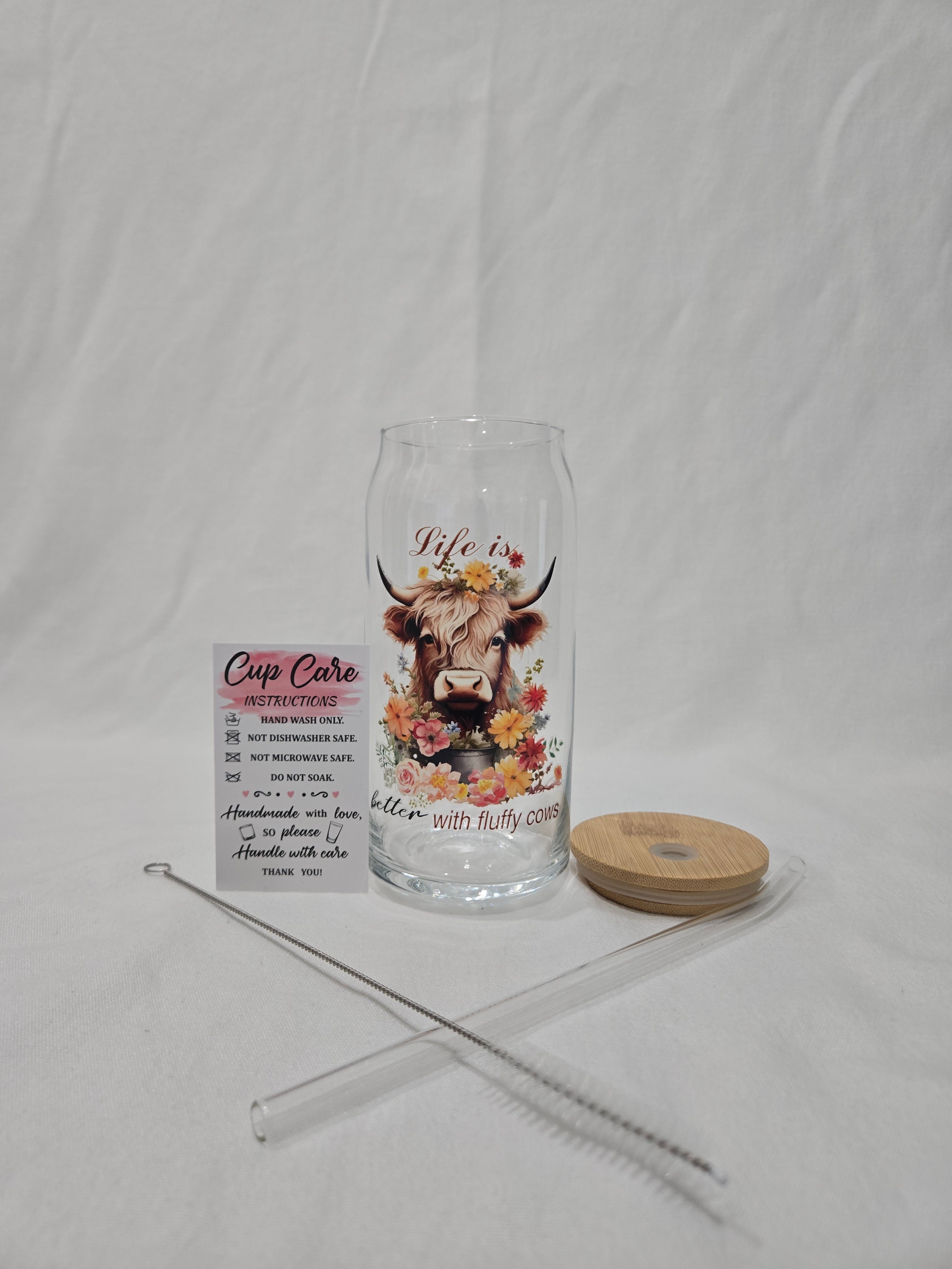Highland Cow Glass Cup, 20 oz, "Life is better with a fluffy Cow" with flowers