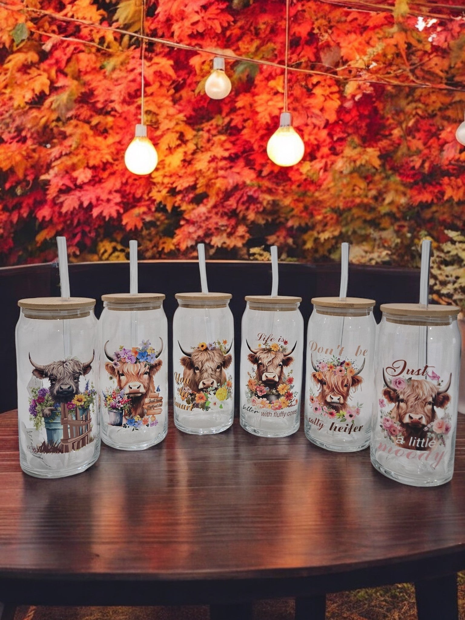 Highland Cow Glass Cup, 20 oz, "Life is better with a fluffy Cow" with flowers