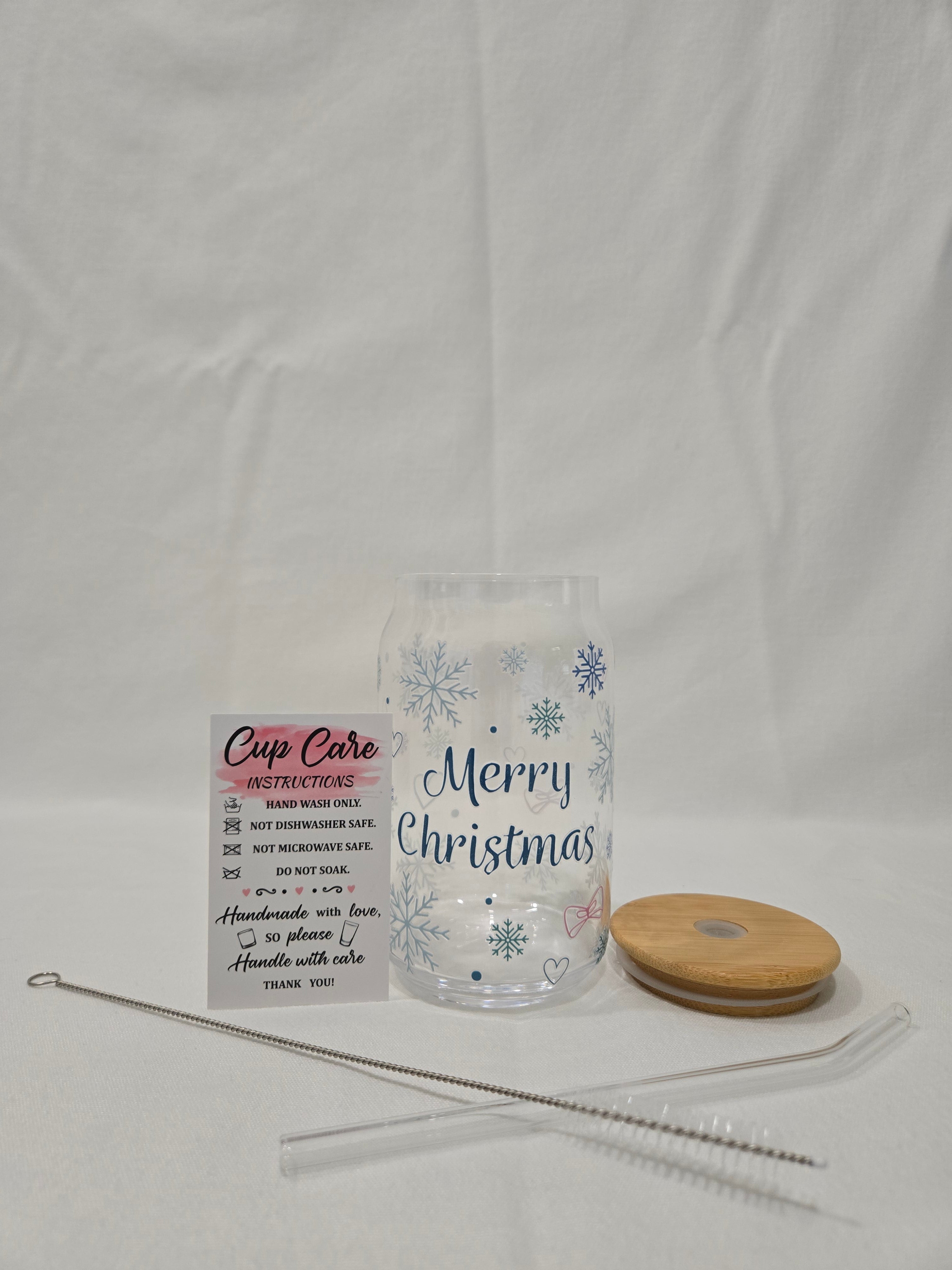 Christmas Glass Cup, 17.58 oz, "Merry Christmas" with Snowflakes