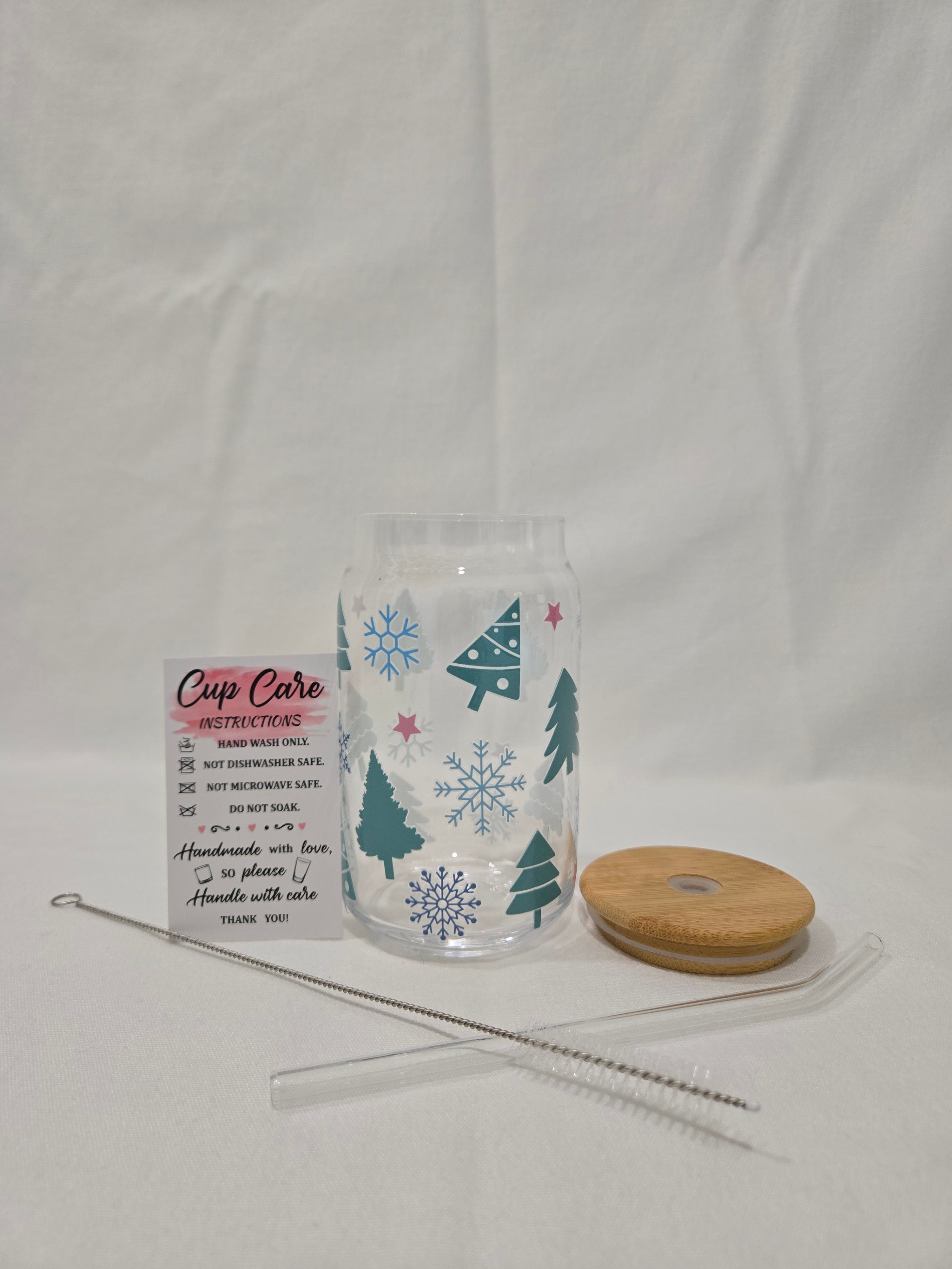 Christmas Glass Cup, 17.58 oz, Trees, Snowflakes, and Stars