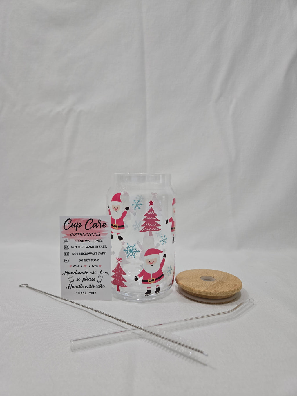 Winter Pink Glass Cup, 17.58 oz, with Santa, Christmas Tree and snowflakes