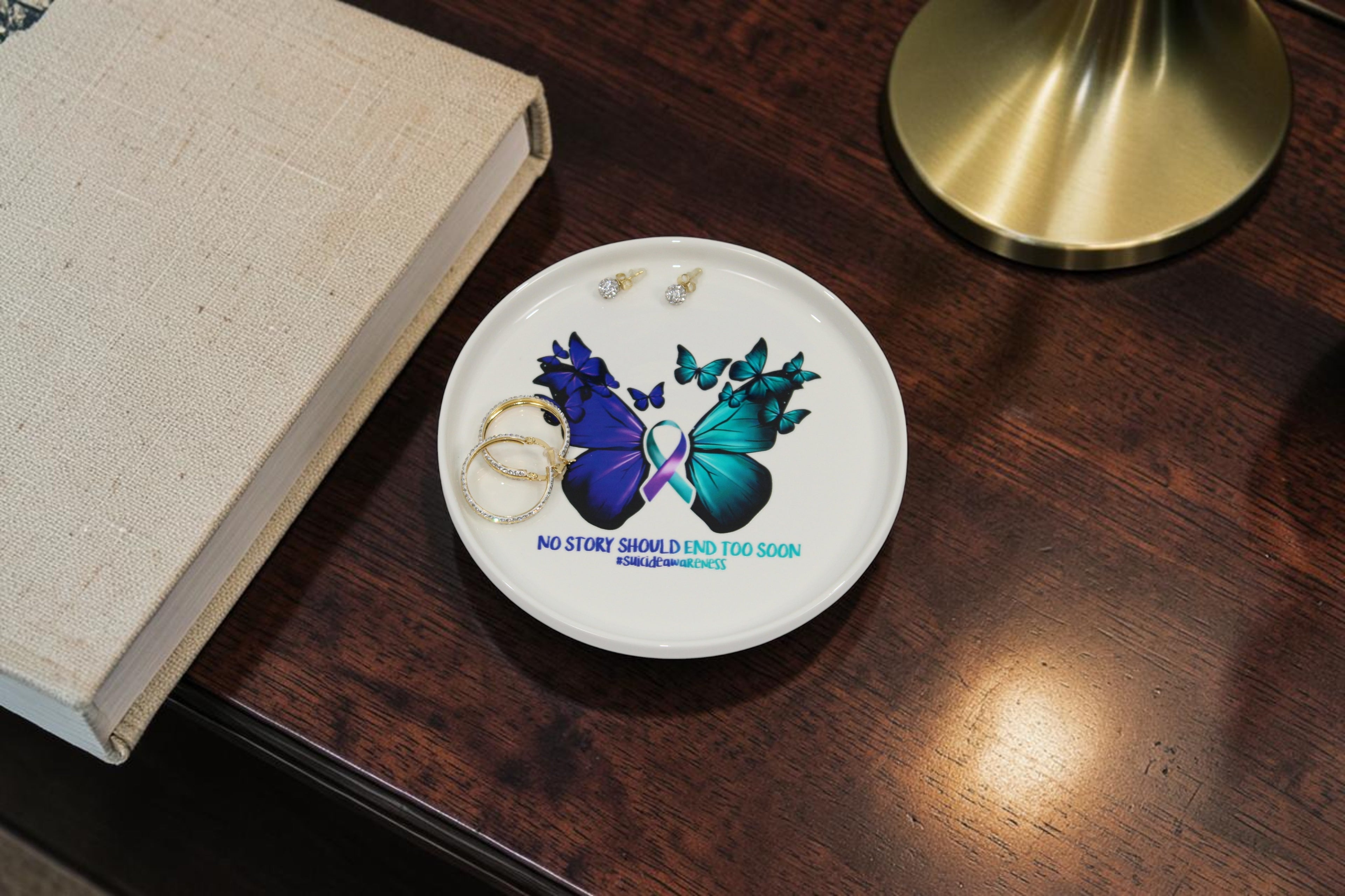 No Story should end too soon... jewelry or trinket tray